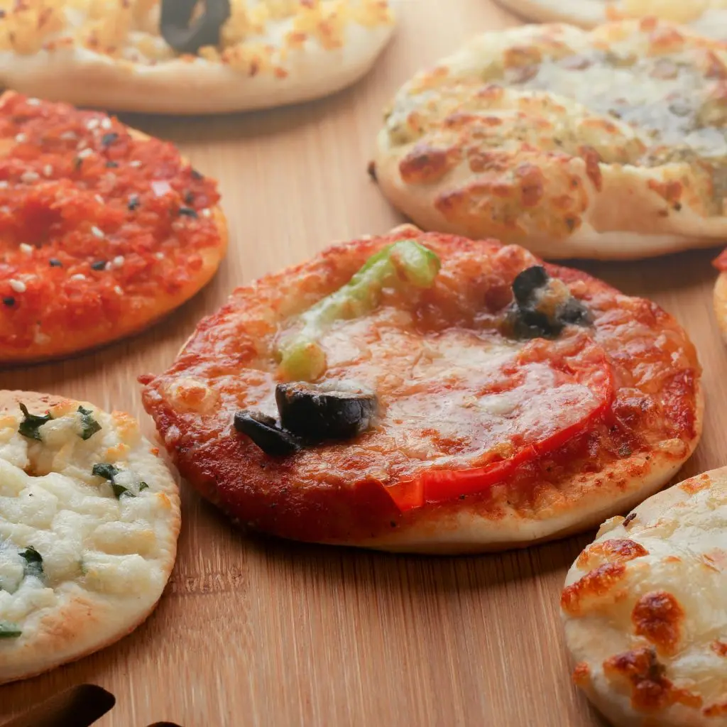 Small Pizza Pastry